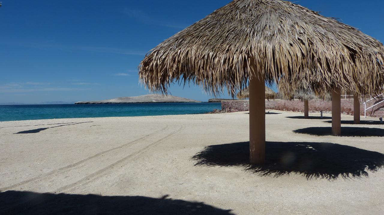 Club Cantamar Beach Hotel & Marina La Paz Exterior photo